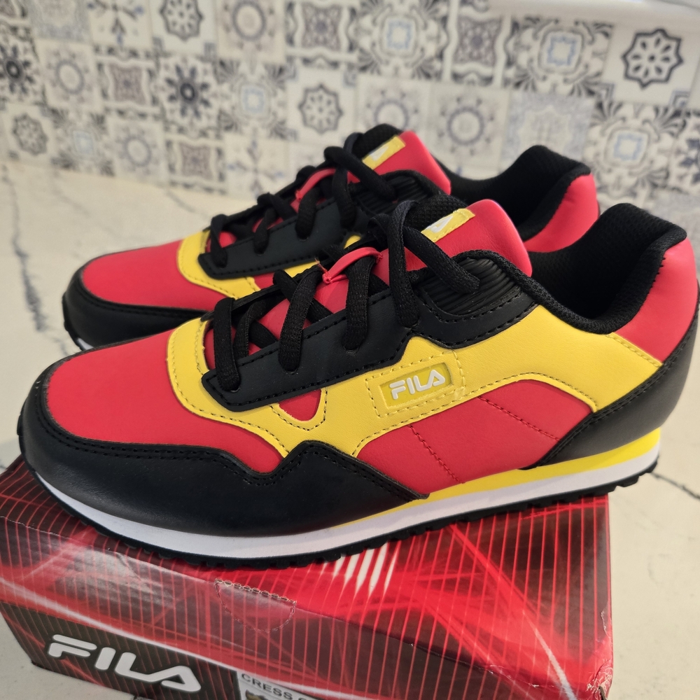 Fila Cress Color Block Red Black Yellow-New- KIDS Size 3.5